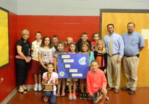 Corbin Elementary School students with PRIDE Spring Cleanup Award
