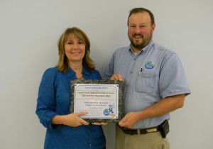Laurel County 4-H Youth Development Extension Agent Kim Whitson accepted the PRIDE Environmental Education Project of the Month Award from PRIDE’s Mark Davis.