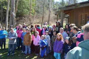 Volunteers from the First Baptist Church of Rockholds accepted their plaque as the largest community-based volunteer group at the Cumberland Falls Spring Cleanup. Photo courtesy of Cumberland Falls Ramblings community page at www.facebook.com